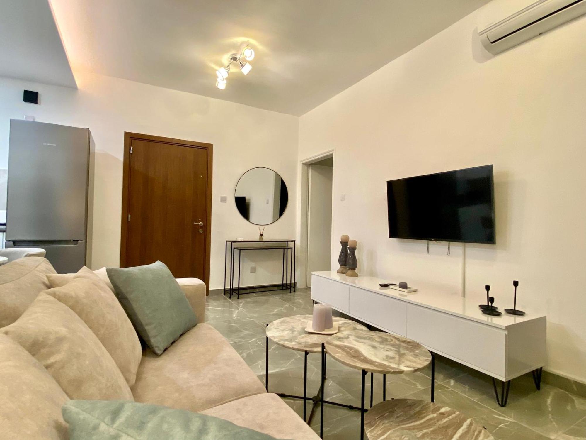 White Arches Apt #2 By Trulycyprus Limassol Exterior foto