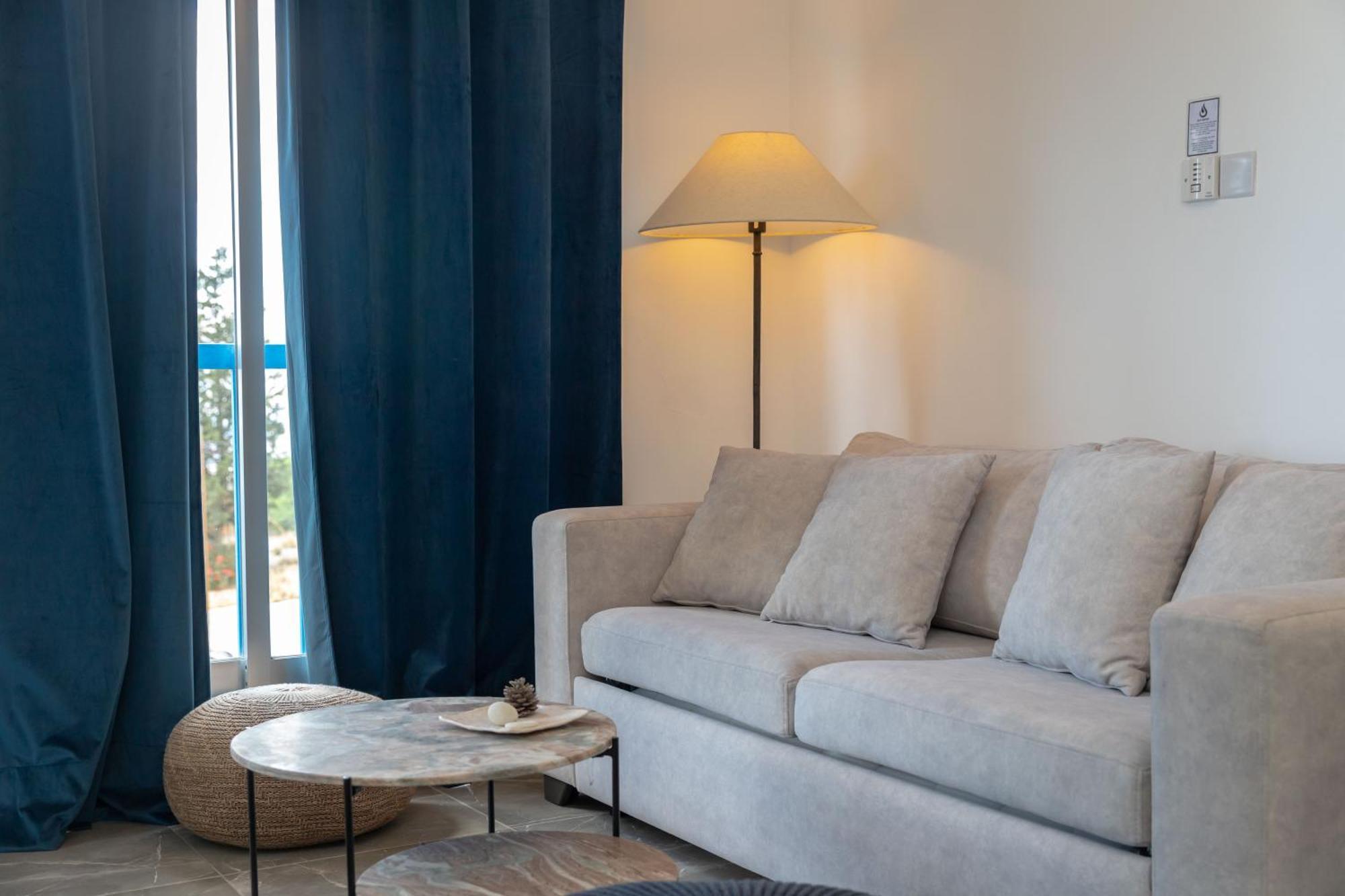 White Arches Apt #2 By Trulycyprus Limassol Exterior foto